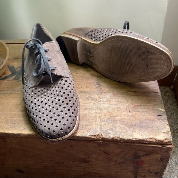 Ara Kyleigh Suede Oxfords - Picture 2 of 10